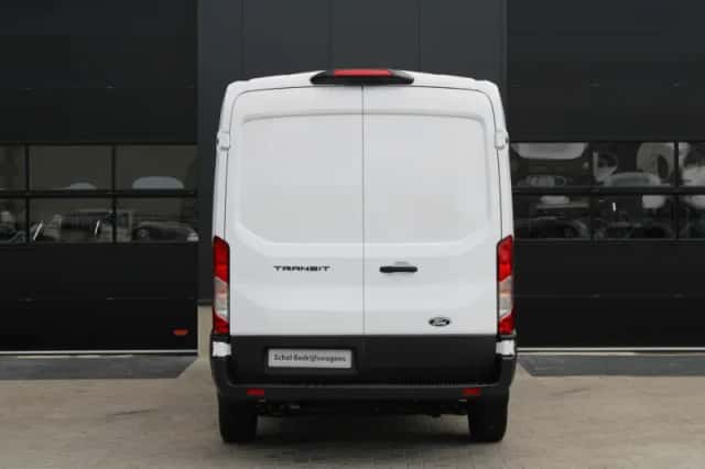 Ford Transit (2023) thumbnail 6