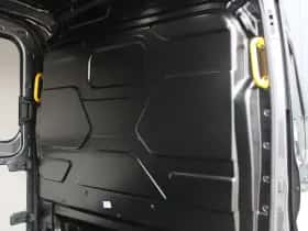 Ford Transit (2024) thumbnail 21