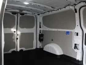 Ford E-Transit Custom (2023) thumbnail 25