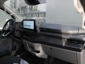 Ford E-Transit Custom (2023) thumbnail 49