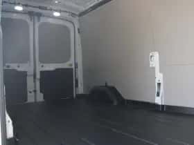 Ford E-Transit (2022) thumbnail 6