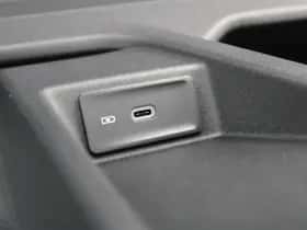 Volkswagen Crafter (2019) thumbnail 42