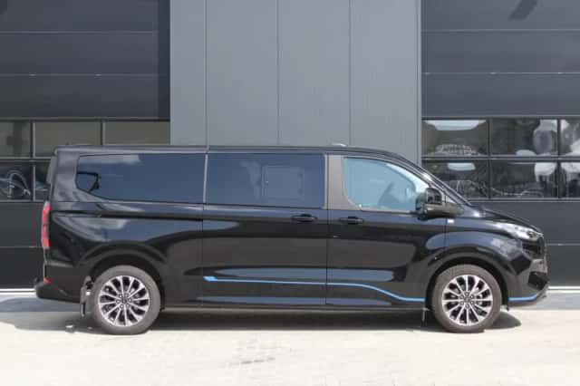 Ford Tourneo Custom (2023) thumbnail 5