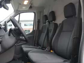 Ford Transit (2023) thumbnail 8