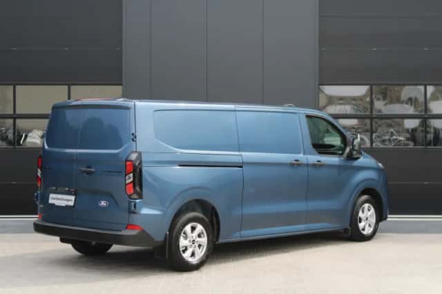 Ford Transit Custom (2023) thumbnail 6