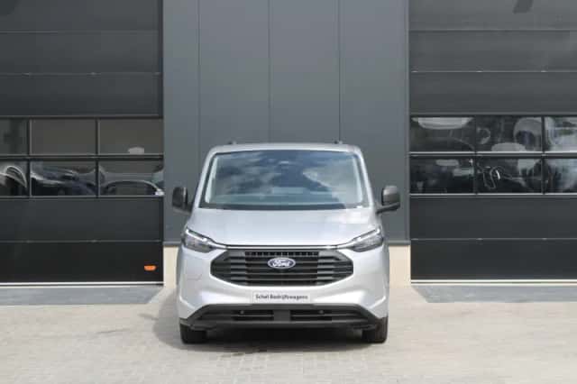 Ford Transit Custom (2023) thumbnail 2