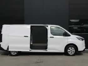 Ford Transit Custom (2023) thumbnail 5