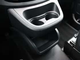 Mercedes-Benz eVito (2022) thumbnail 37