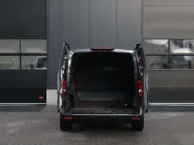 Mercedes-Benz eVito (2022) thumbnail 7