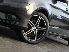 Mercedes-Benz eVito (2022) thumbnail 10