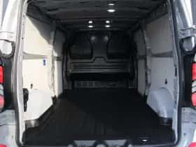 Ford Transit Custom (2024) thumbnail 11