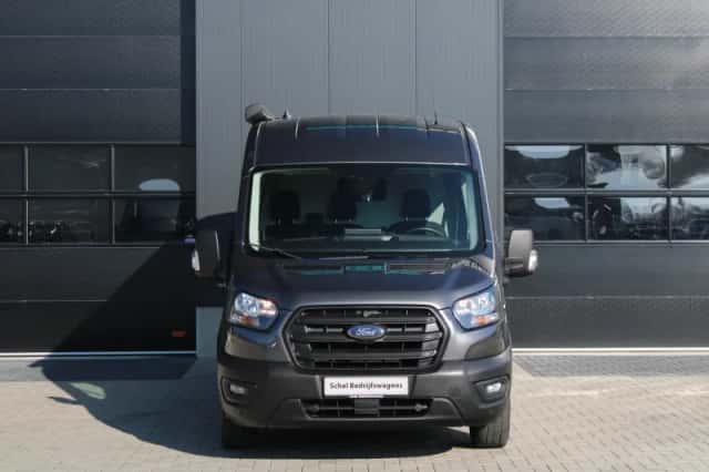 Ford Transit (2019) thumbnail 2