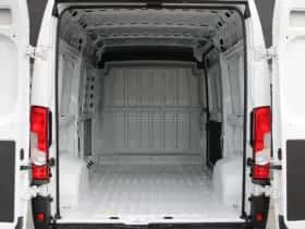 Opel Movano (2022) thumbnail 11