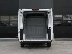 Opel Movano (2022) thumbnail 10