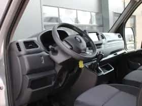 Renault Master (2020) thumbnail 2
