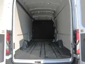 Ford Transit (2023) thumbnail 10