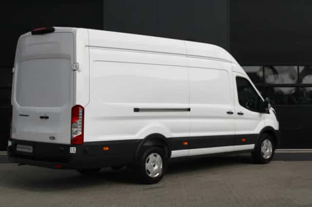 Ford Transit (2023) thumbnail 5