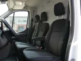 Ford Transit (2023) thumbnail 17