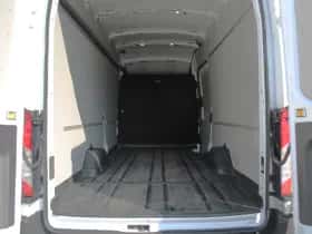 Ford Transit (2023) thumbnail 10