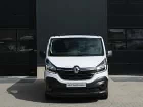 Renault Trafic (2020) thumbnail 2