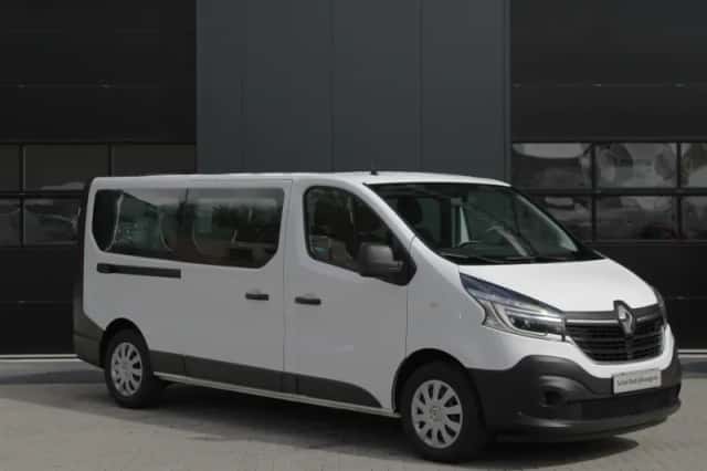 Renault Trafic (2020) thumbnail 3