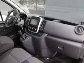 Renault Trafic (2020) thumbnail 35