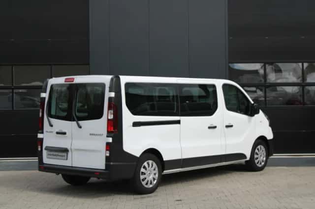 Renault Trafic (2020) thumbnail 5