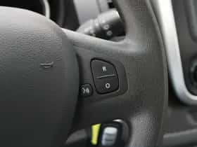 Renault Trafic (2020) thumbnail 23