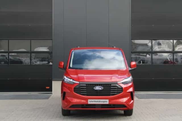 Ford Transit Custom (2023) thumbnail 2