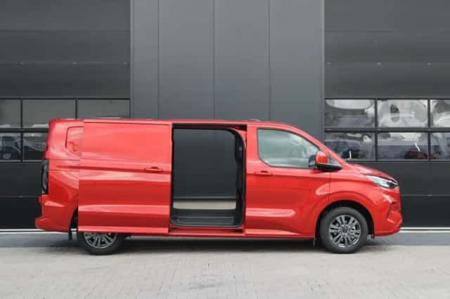 Ford Transit Custom (2023) thumbnail 5
