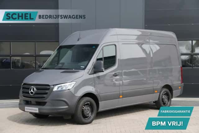 Mercedes-Benz Sprinter (2021) thumbnail 1