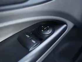 Ford Transit Connect (2018) thumbnail 16