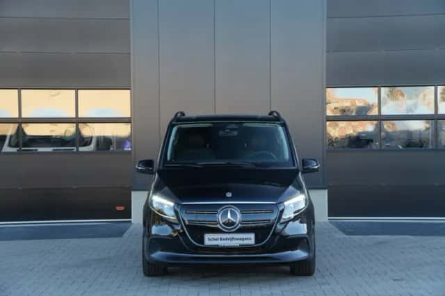 Mercedes-Benz EQV (2020) thumbnail 2