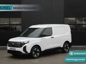 Ford E-Transit Courier (2024)