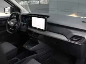 Ford E-Transit Courier (2024) thumbnail 43
