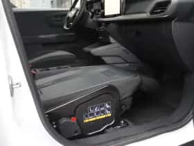 Ford E-Transit Courier (2024) thumbnail 45
