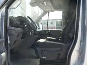 Volkswagen Crafter (2019) thumbnail 16