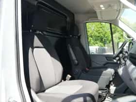 Volkswagen Crafter (2019) thumbnail 42