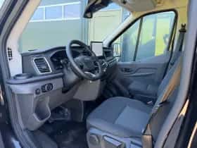 Ford Transit (2019) thumbnail 12