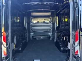 Ford Transit (2019) thumbnail 18