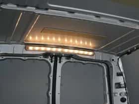 Mercedes-Benz Vito (2022) thumbnail 42