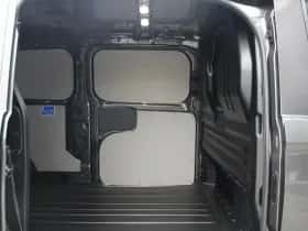 Ford E-Transit Custom (2023) thumbnail 13
