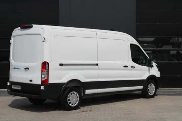 Ford E-Transit (2022) thumbnail 3