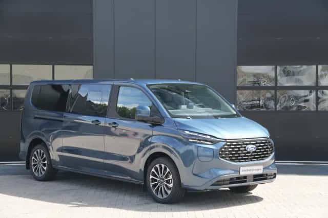 Ford Tourneo Custom (2025) thumbnail 3