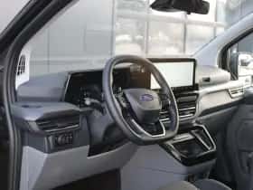 Ford Tourneo Custom (2025) thumbnail 3