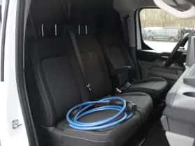 Ford E-Transit Custom (2023) thumbnail 34