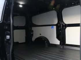 Ford E-Transit Custom (2023) thumbnail 11