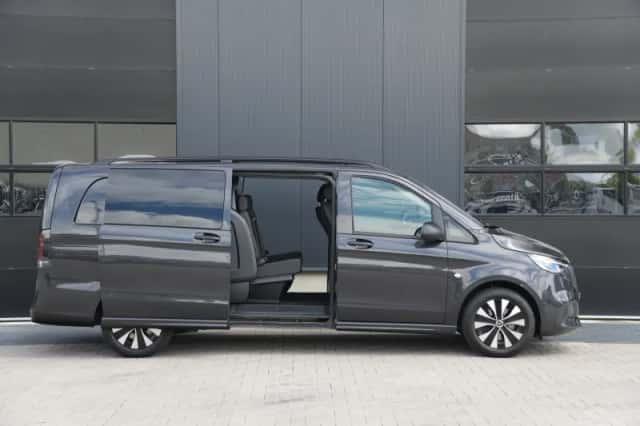 Mercedes-Benz Vito (2024) thumbnail 5