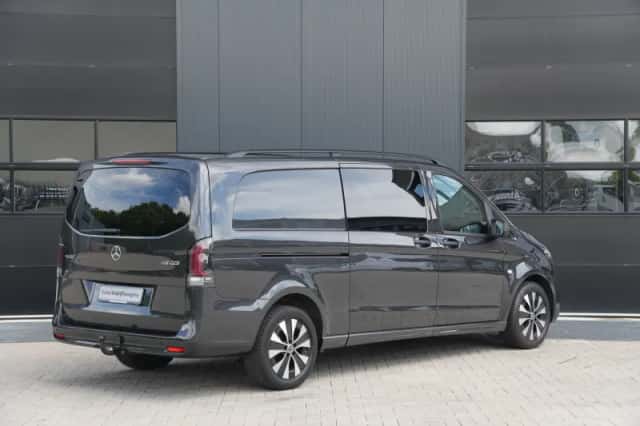 Mercedes-Benz Vito (2024) thumbnail 6