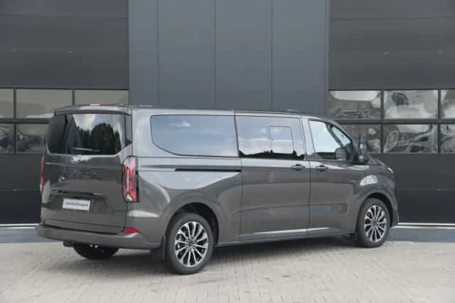 Ford Tourneo Custom (2025) thumbnail 6